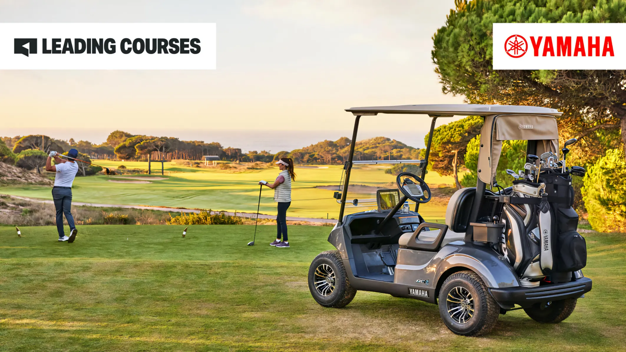 A Yamaha bővíti együttműködését a Leading Courses-szal, új golfautó-partnerként forradalmasítva a golfélményt. Yamaha Golfautók a Leading Courses-al. Leading Courses. Partnerség együttműködés, szövetség, kapcsolat, kollaboráció. Golfautó elektromos jármű, buggy, golfkocsi, kisjármű. Innováció fejlesztés, technológiai újítás, modernizáció, korszerűsítés.