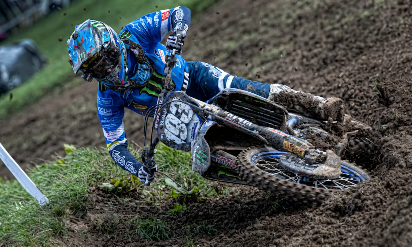 Jago Geerts az MXGP versenyen. Jago Geerts élete, története és karrierje. Yamaha motorral versenyzik.