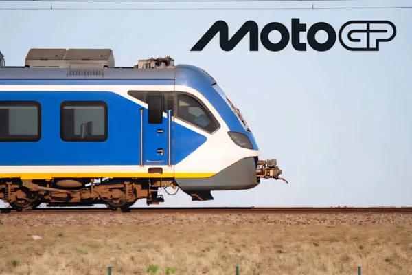 Ingyenes MotoGP Expressz vonat a Magyar Nagydíjra a Balaton Park Circuitre - MÁV motorvonat a szurkolók számára.