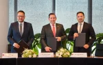 MOL-csoport és a Shell között aláirás, hogy tovább erősitsék az európai energiaellátás rendszerét. MOL Aphrodite gázmező, Hernádi Zsolt és a Shell elnöke.