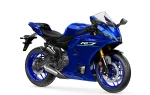 Yamaha YZF-R7 kék színben az új Bridgestone Battlax Hypersport S23 gumival.