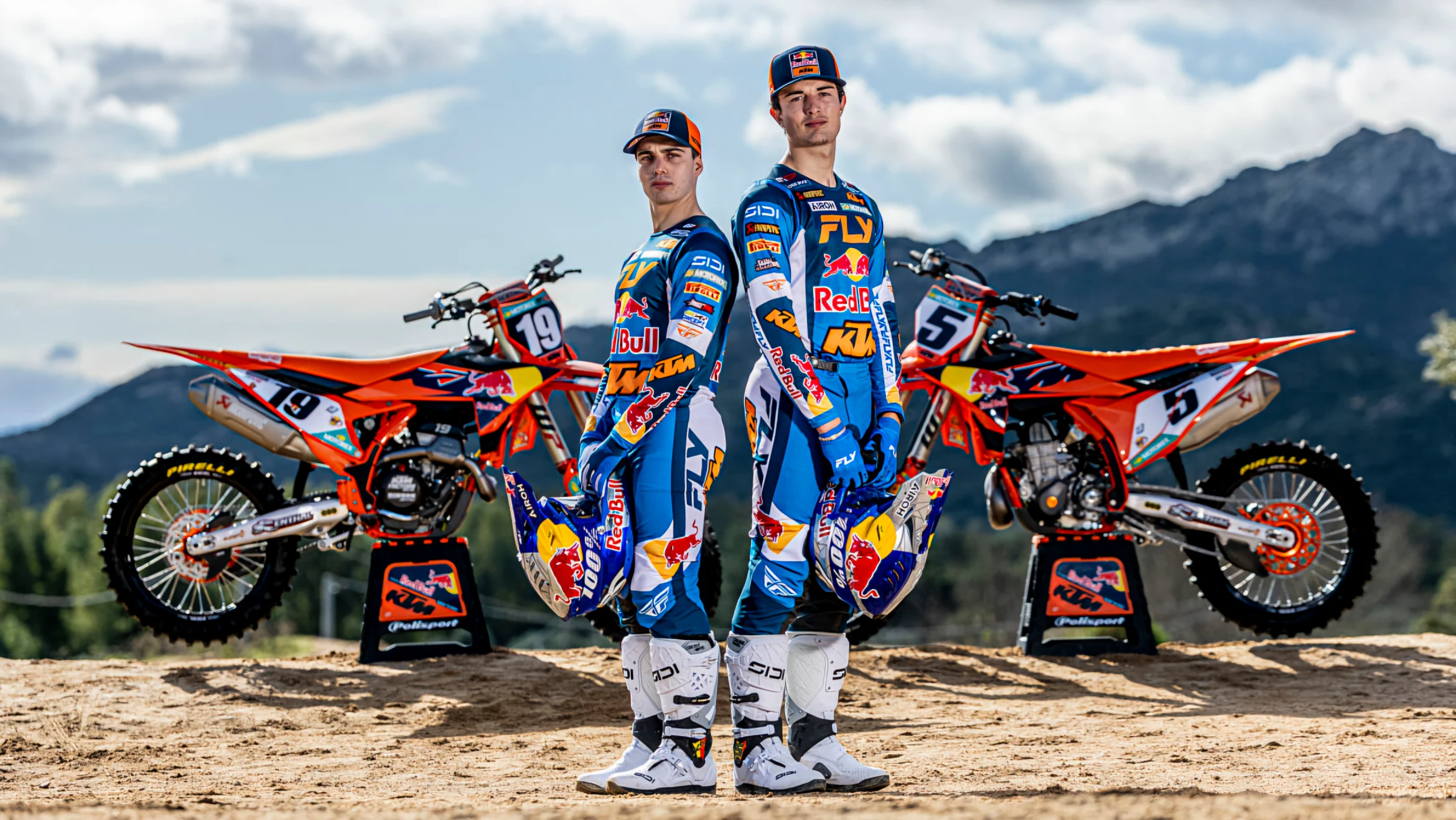 Lucas és Sacha Coenen a Red Bull KTM versenyzőiként