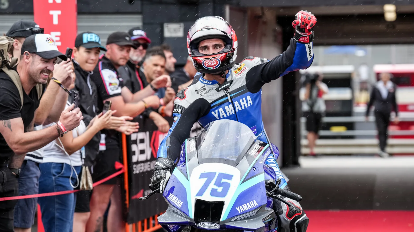 Albert Arenas az AS BLU CRU Racing Yamaha R9-esével a 2026-os WorldSSP-szezonban