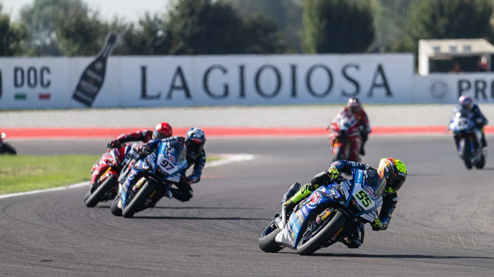 Andrea Locatelli a Yamaha R1 nyergében a 2026-os cremonai WorldSBK-fordulón