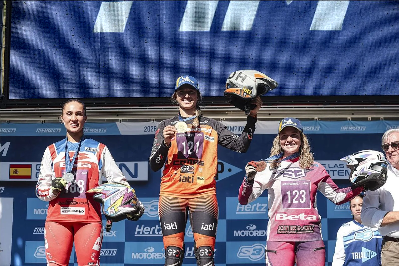 Berta Abellán a TrialGP Women 2026-os világbajnoki címének megszerzése után Spanyolországban