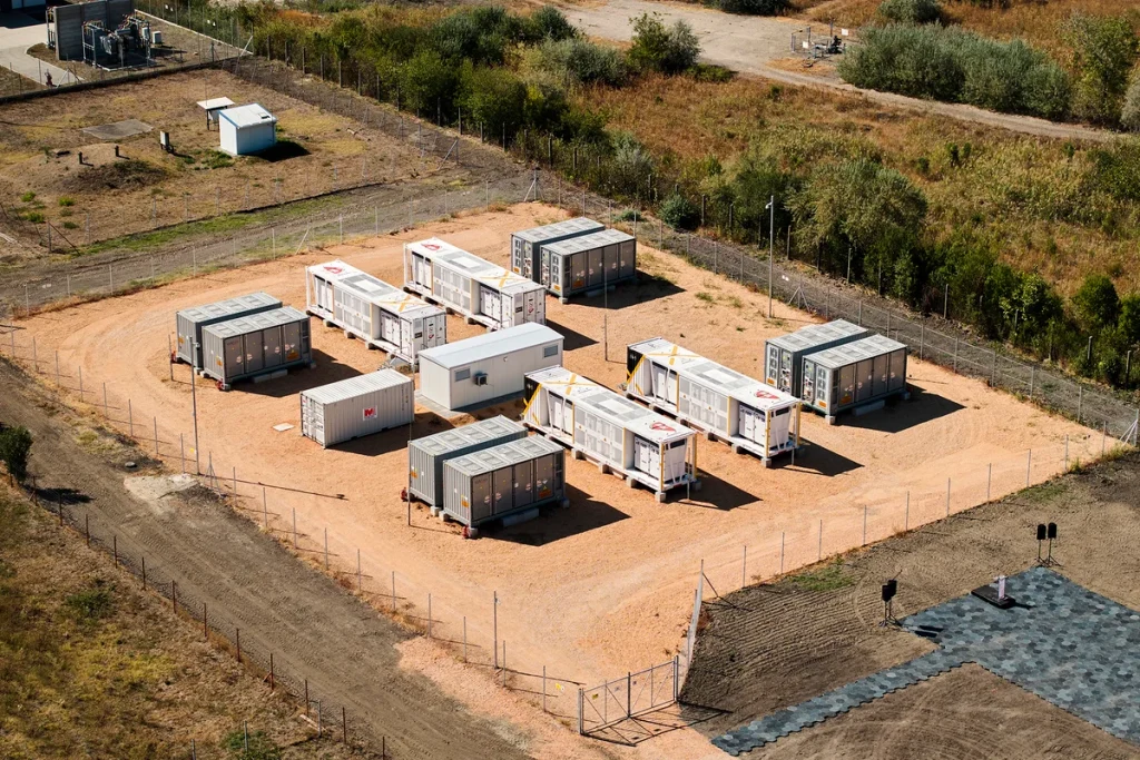 A 40 MWh kapacitású MOL algyői akkumulátoros energiatároló légi felvételen