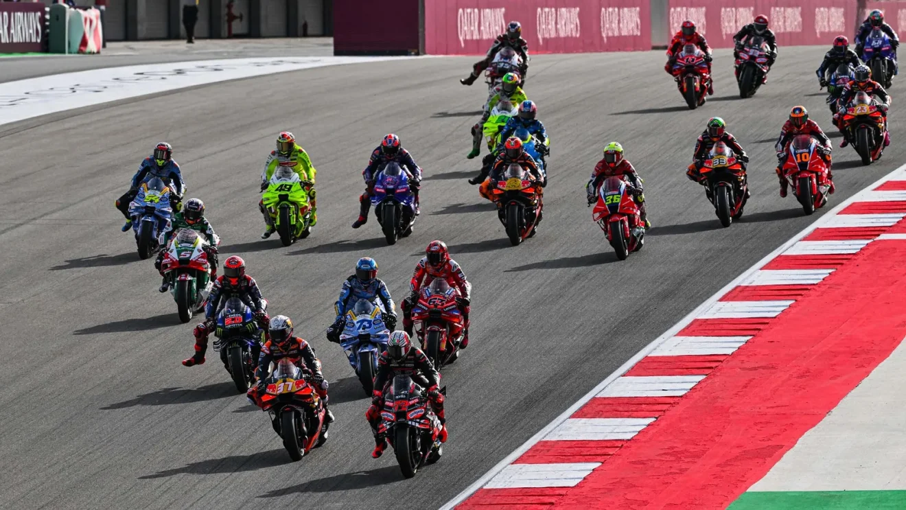 Hivatalos MotoGP sajtókép a Portugál Nagydíjról Portimãóban