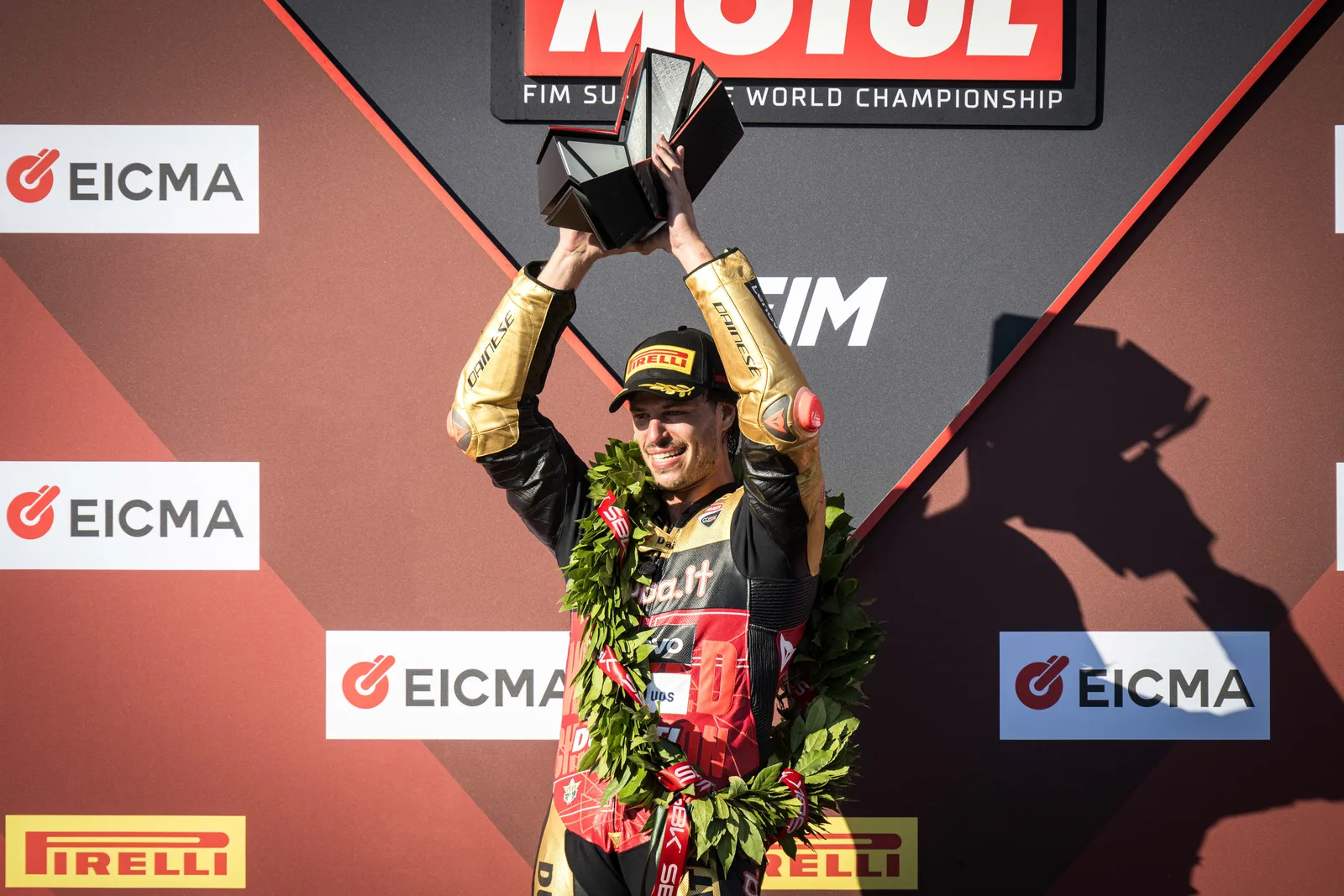 Nicolò Bulega a 2026-os WorldSBK-világbajnoki cím megszerzése után Cremonában