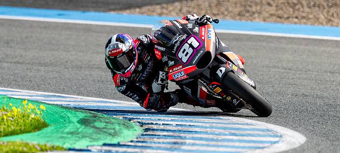 Senna Agius a Liqui Moly Dynavolt Intact GP Moto2-versenymotorján
