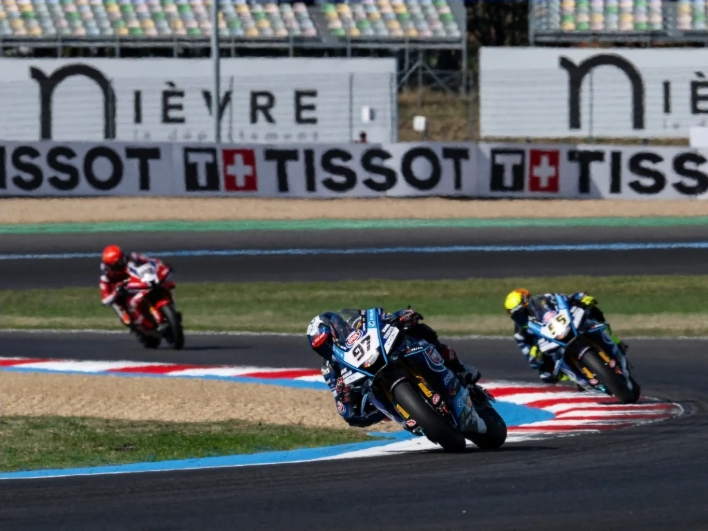 WorldSBK versenyzők a 2026-os Magny-Cours-i első futamon