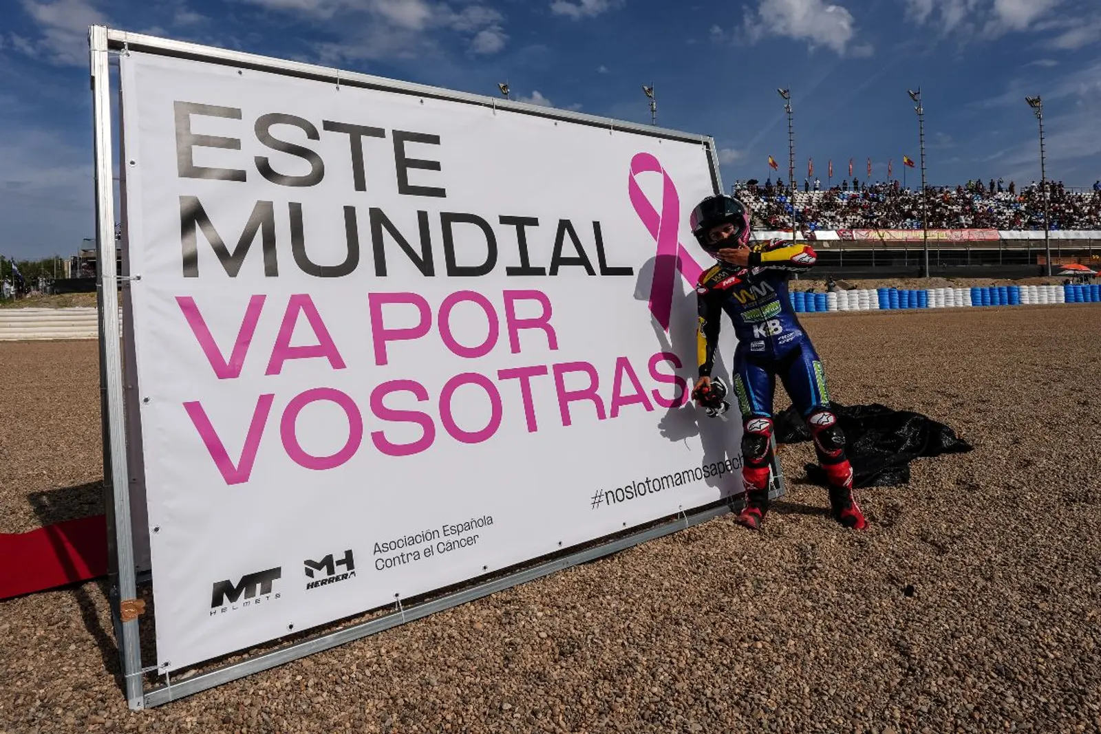 Maria Herrera WorldWCR 2026 – világbajnoki címvédés Maria Herrera a 2026-os WorldWCR-szezonban a hivatalos világbajnoki sajtófotón