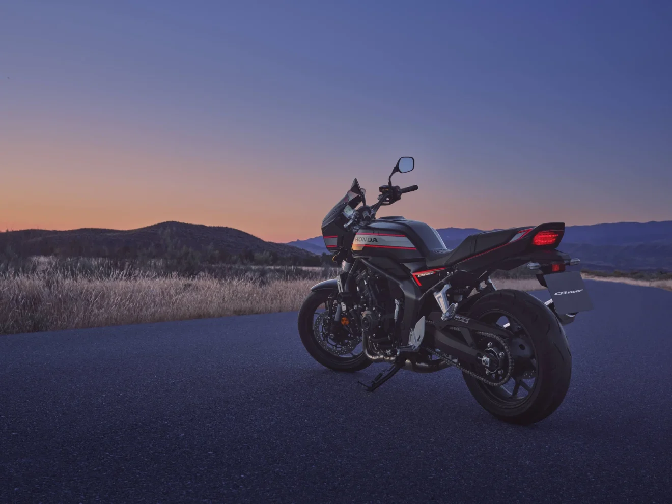 Honda CB1000F a Honda 2026-os Beyond the Bike sajtóanyagának hivatalos fotóján